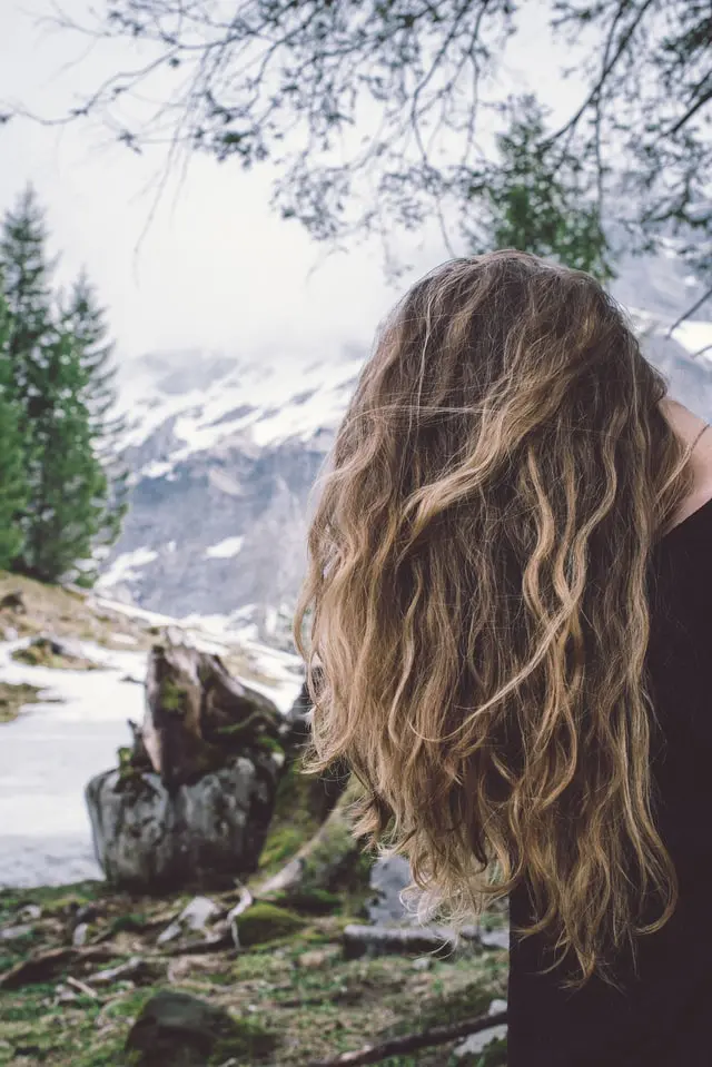 capelli crespi rimedi