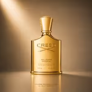 Creed Millésime Impérial 100 ML, profumo Creed in flacone dorato su sfondo luxury dorato.