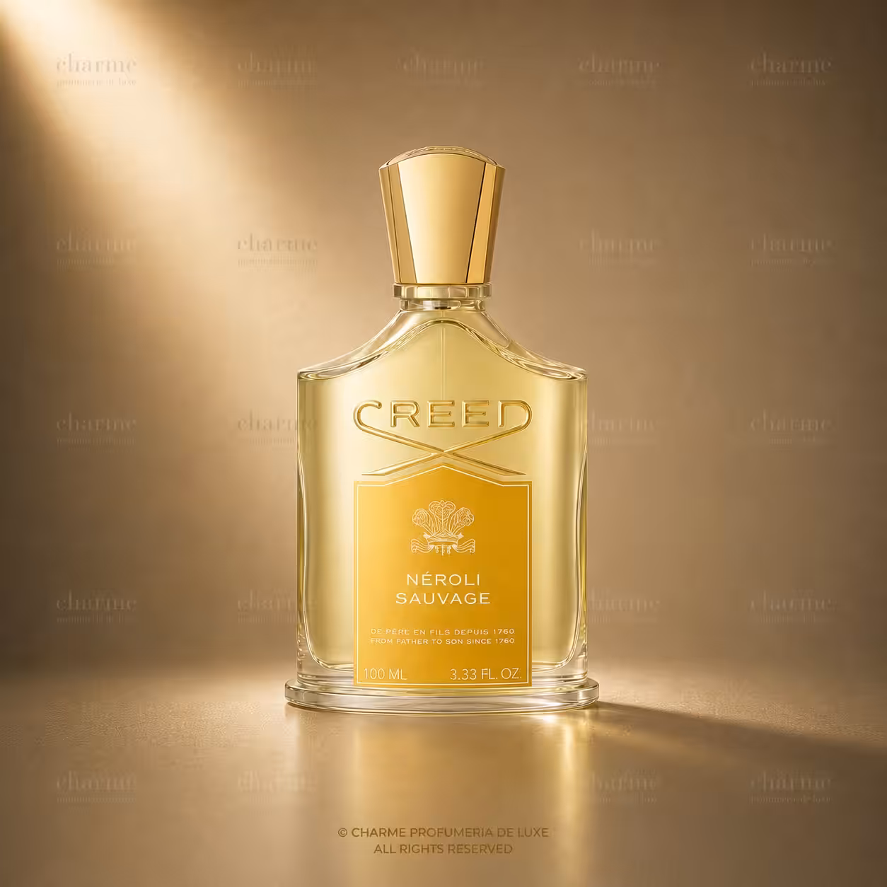 Creed Néroli Sauvage 100 ML, profumo Creed in flacone trasparente con etichetta gialla su sfondo luxury dorato.
