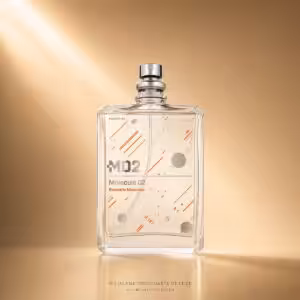 Escentric Molecules Molecule 02 Eau de Toilette 100 ml, packshot luxury per profumi di nicchia Charme Profumeria de Luxe