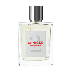 Annike 2 Eau de Parfum 100 ml è un'omaggio all'eleganza interiore. Una nuova interpretazione della tuberosa con inediti accordi di immortelle e ylang ylang