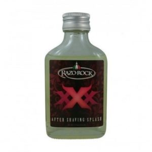 XXX Aftershave Splash 100 ml è un dopobarba classico, leggermente alcolico con una fresca profumazione di Colonia Italiana, agrumi e sentori mediterranei