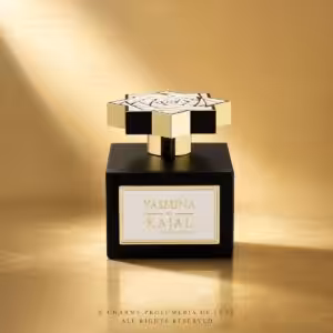 Yasmina by Kajal Eau de Parfum, fragranza di nicchia in flacone nero con tappo gioiello su sfondo dorato Charme Profumeria