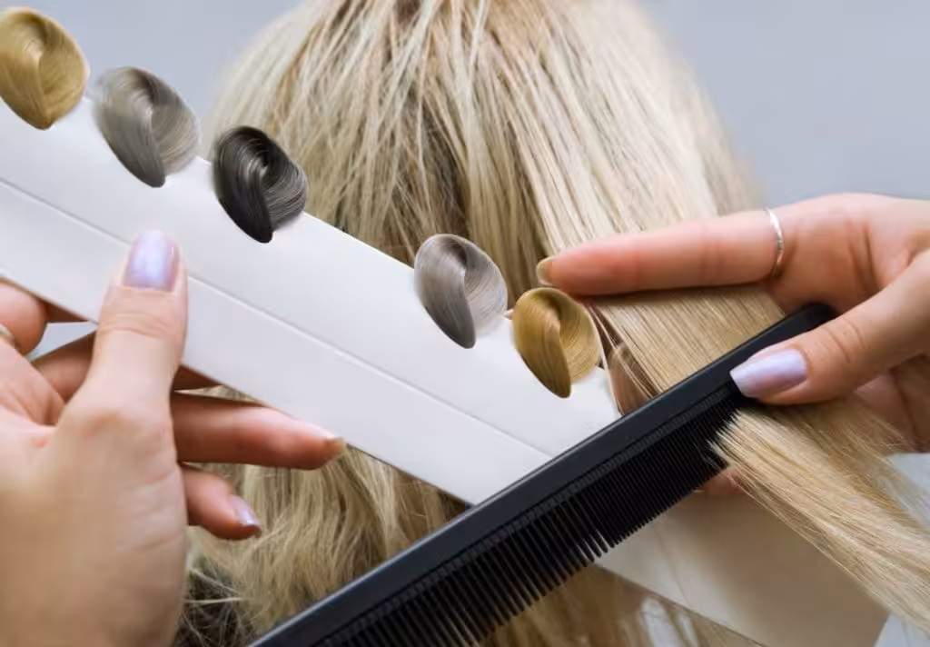 capelli colorati come curarli