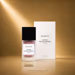 BOHOBOCO Coffee White Flowers profumo 50 ml con flacone e scatola su sfondo dorato