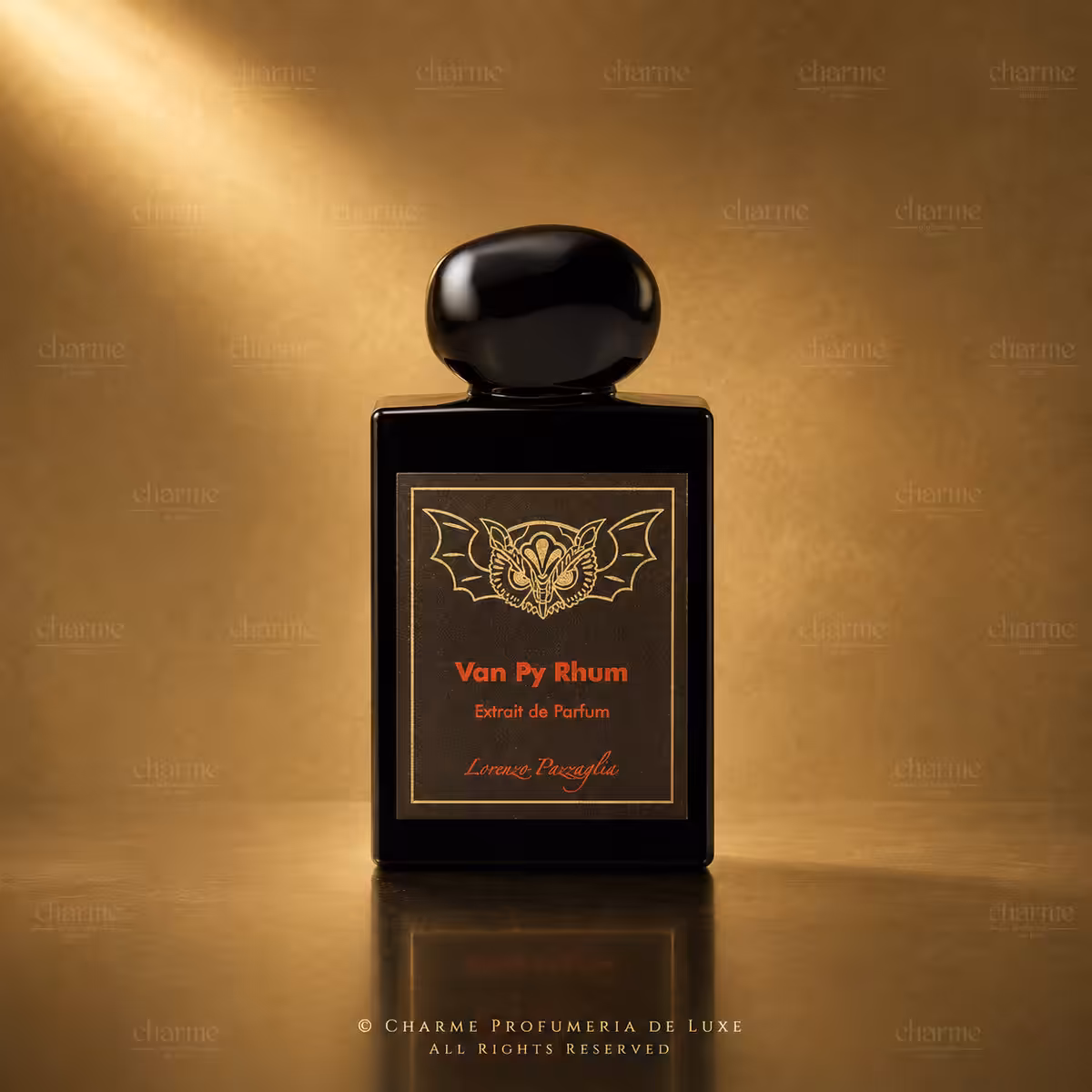 Lorenzo Pazzaglia Van Py Rhum Extrait de Parfum 50 ml, flacone nero con etichetta marrone e dettagli oro su sfondo dorato Charme Profumeria de Luxe