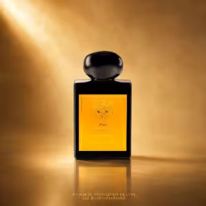 Lorenzo Pazzaglia Van Exstasyx Extrait de Parfum 50 ml, flacone nero con etichetta dorata su sfondo Charme Profumeria de Luxe