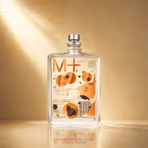 Escentric Molecules Molecule 01 + Patchouli Eau de Toilette 100 ml, profumo di nicchia in packshot luxury per Charme Profumeria de Luxe