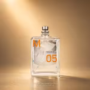 Escentric Molecules Molecule 05 Eau de Toilette 100 ml, packshot luxury profumo di nicchia per e-commerce