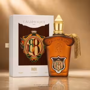 Xerjoff Casamorati 1888 Eau de Parfum 100 ml con confezione, profumo di nicchia su sfondo luxury dorato Charme Profumeria