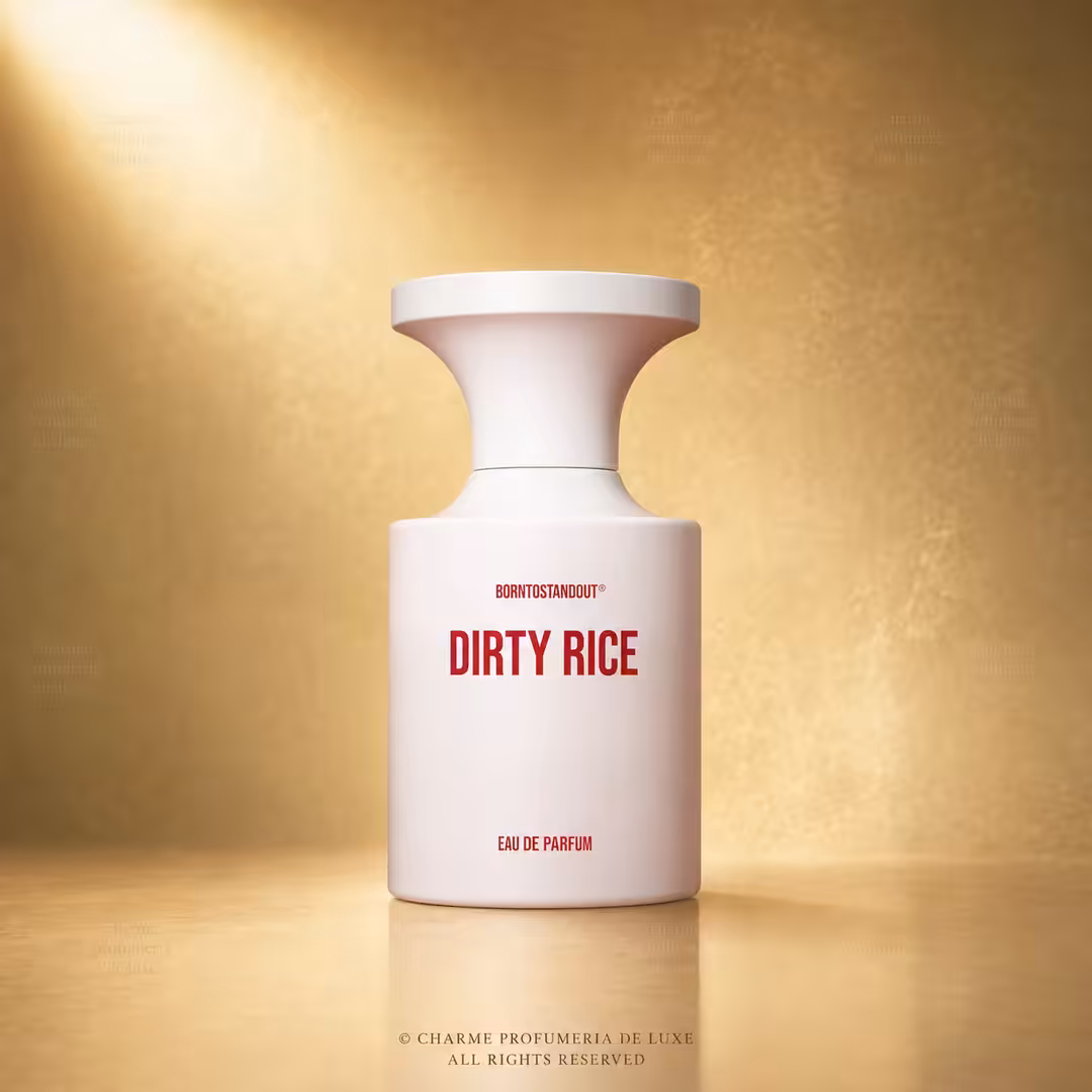 Borntostandout Dirty Rice Eau de Parfum 50 ml, profumo di nicchia in packshot luxury su sfondo oro champagne per Charme Profumeria de Luxe