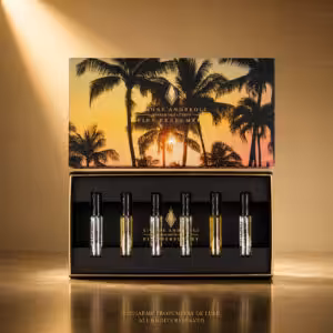Simone Andreoli Fine Perfumery Discovery Set packshot luxury con cofanetto e campioncini per profumeria di nicchia Charme Profumeria de Luxe