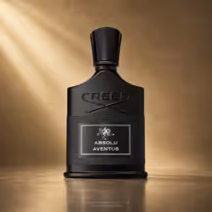 Creed Absolu Aventus profumo uomo, flacone nero in packshot luxury su sfondo dorato.