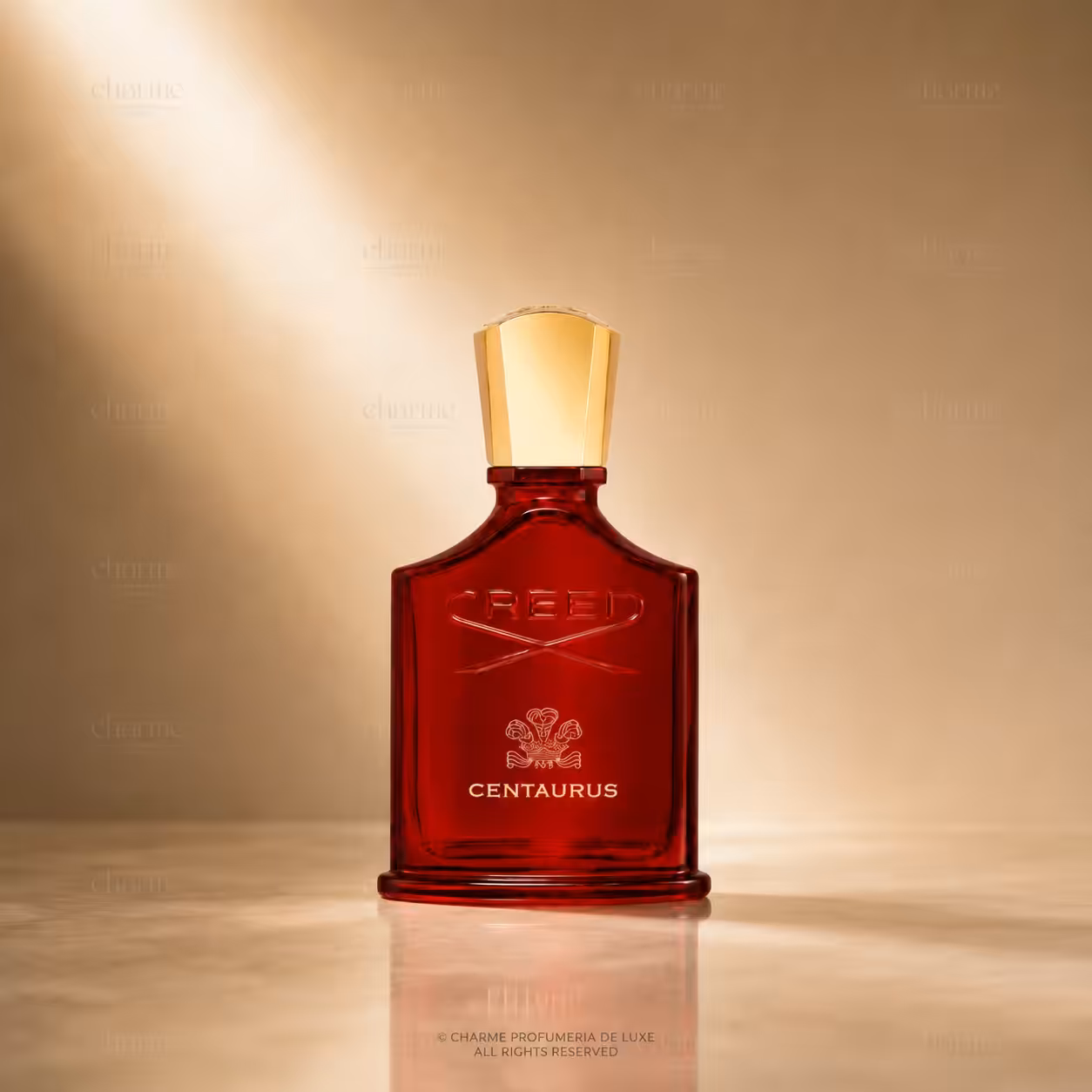 Creed Centaurus profumo unisex, flacone rosso in packshot luxury su sfondo dorato.