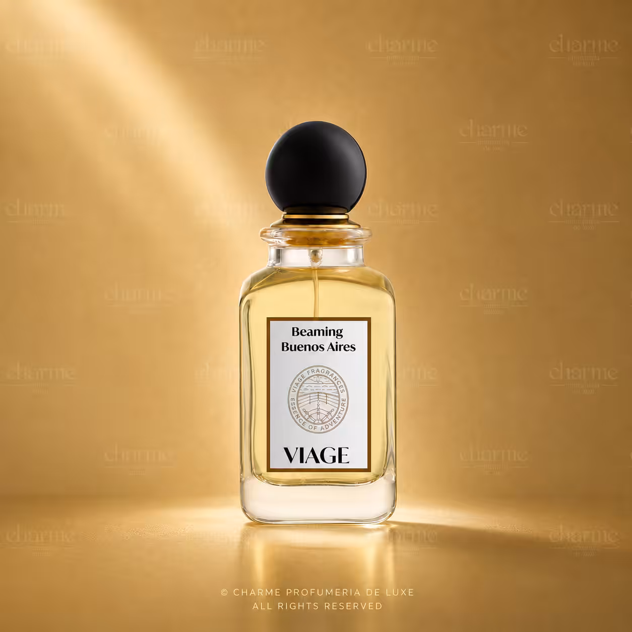 VIAGE Beaming Buenos Aires Extrait de Parfum 100 ml, profumo di nicchia packshot luxury su sfondo dorato, Charme Profumeria