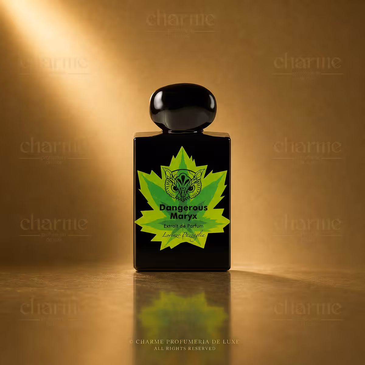 Lorenzo Pazzaglia Dangerous Maryx Extrait de Parfum, flacone nero con etichetta verde su sfondo dorato Charme Profumeria de Luxe