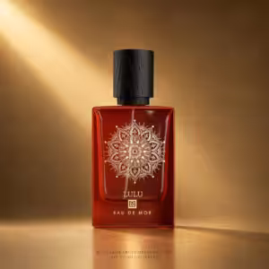 Eau de Moe Lulu, profumo di nicchia in flacone rosso rubino, packshot luxury e-commerce Charme Profumeria