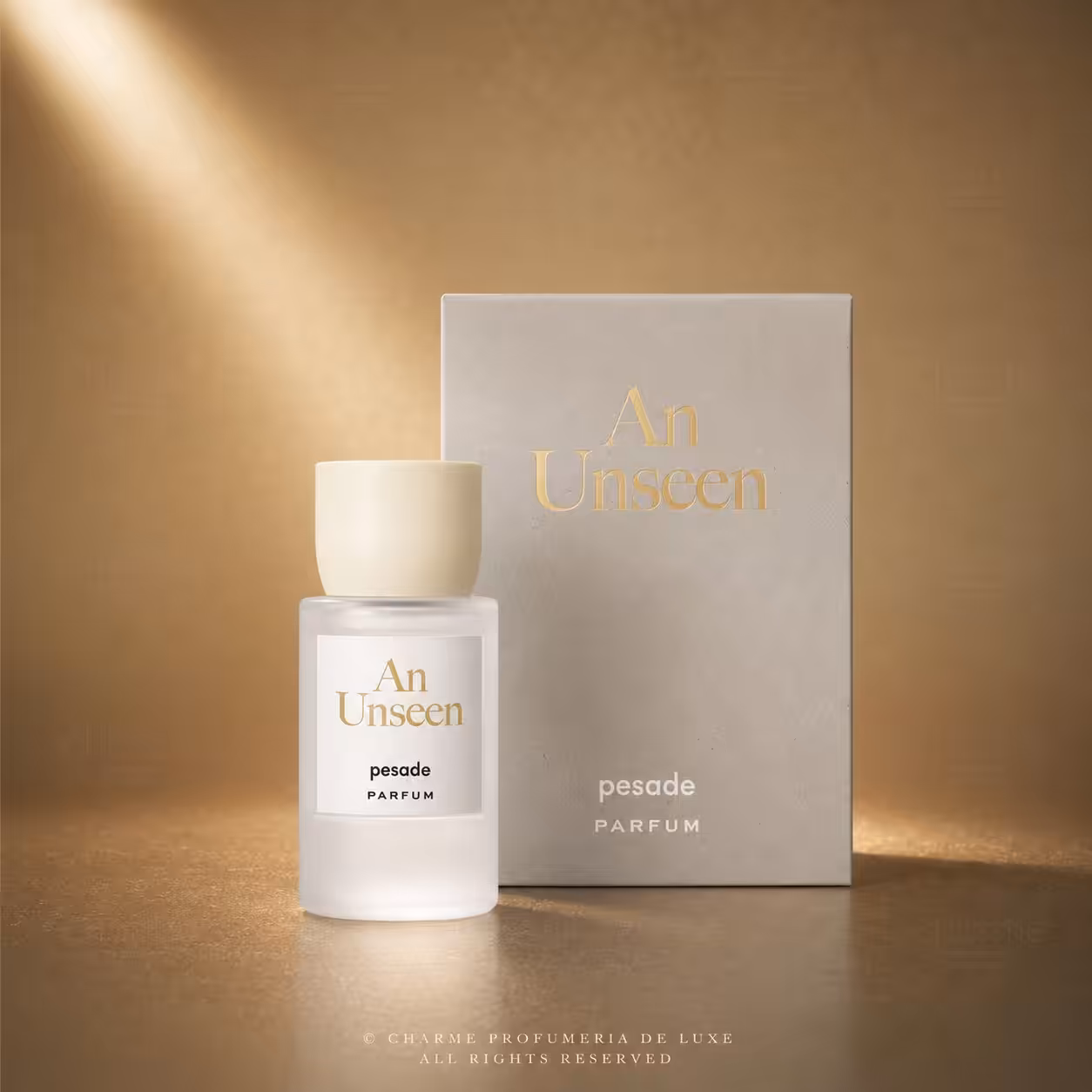Pesade An Unseen Eau de Parfum 30 ml con confezione, profumo di nicchia in packshot luxury per Charme Profumeria