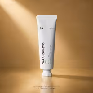 Saranghaeyo 69 Road Trip Hand Cream 50 ml, crema mani packshot luxury su sfondo dorato, Charme Profumeria