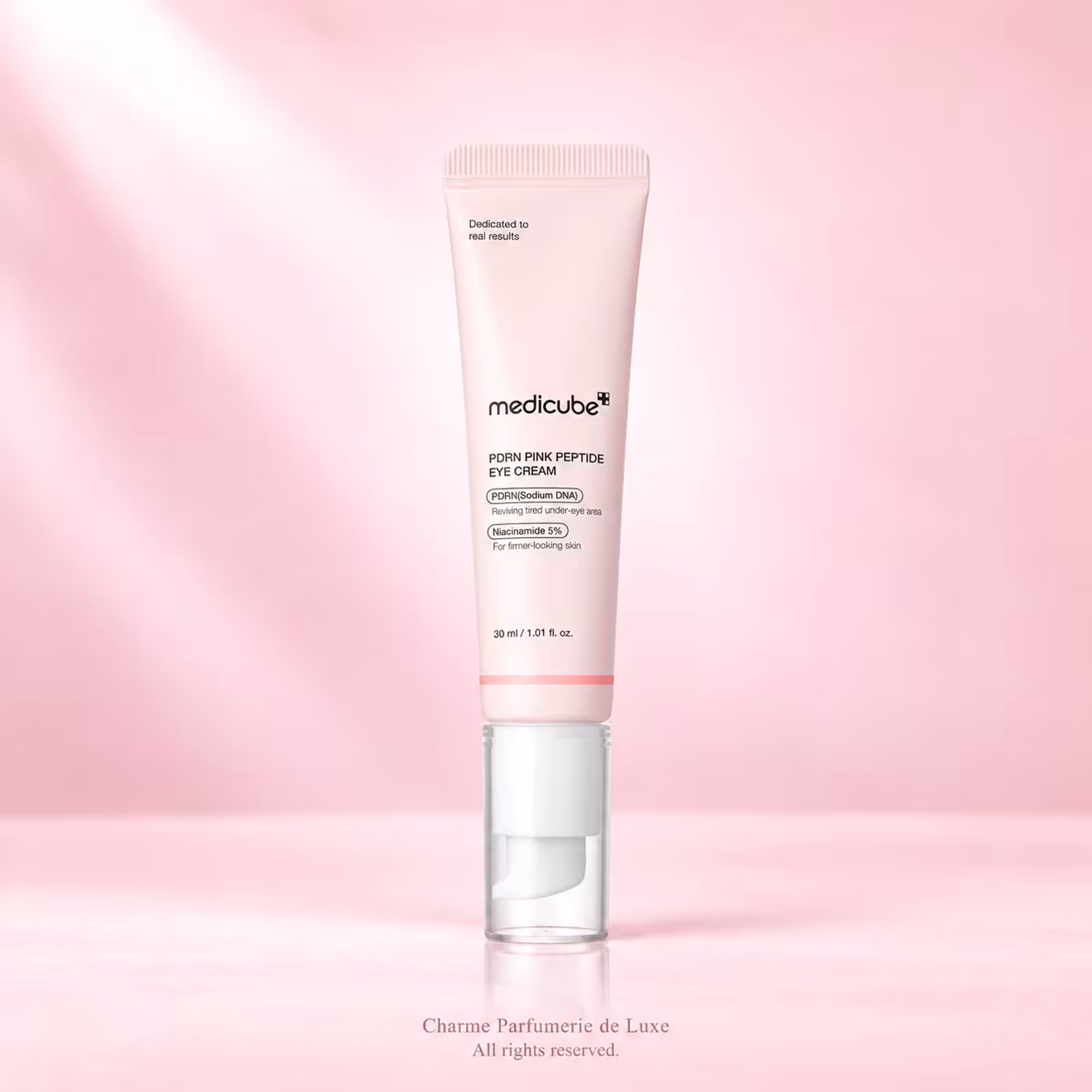 Medicube PDRN Pink Peptide Eye Cream 30ml, trattamento contorno occhi nella confezione originale