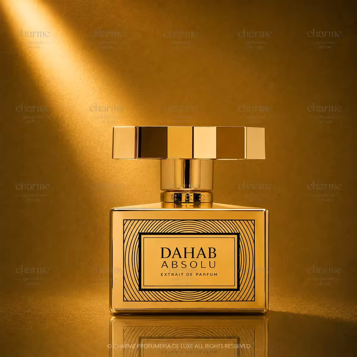 Dahab Absolu Kajal, profumo di nicchia extrait de parfum in elegante flacone dorato rettangolare con tappo geometrico, packshot luxury e-commerce Charme Profumeria.