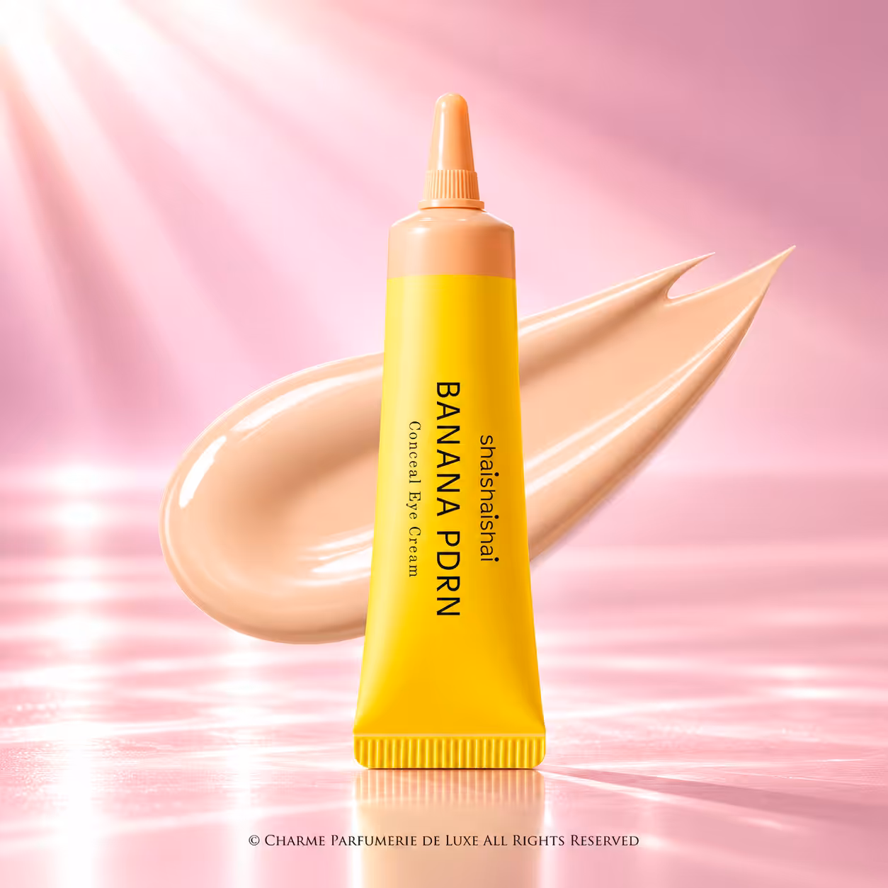 Shaishaishai Banana PDRN Conceal Eye Cream, crema contorno occhi in tubetto giallo con applicatore di precisione, cosmetico coreano K-Beauty, packshot Charme Profumeria.